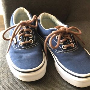 Kids Navy blue shoes